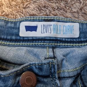 Levi's bold curve shorts from the y2k